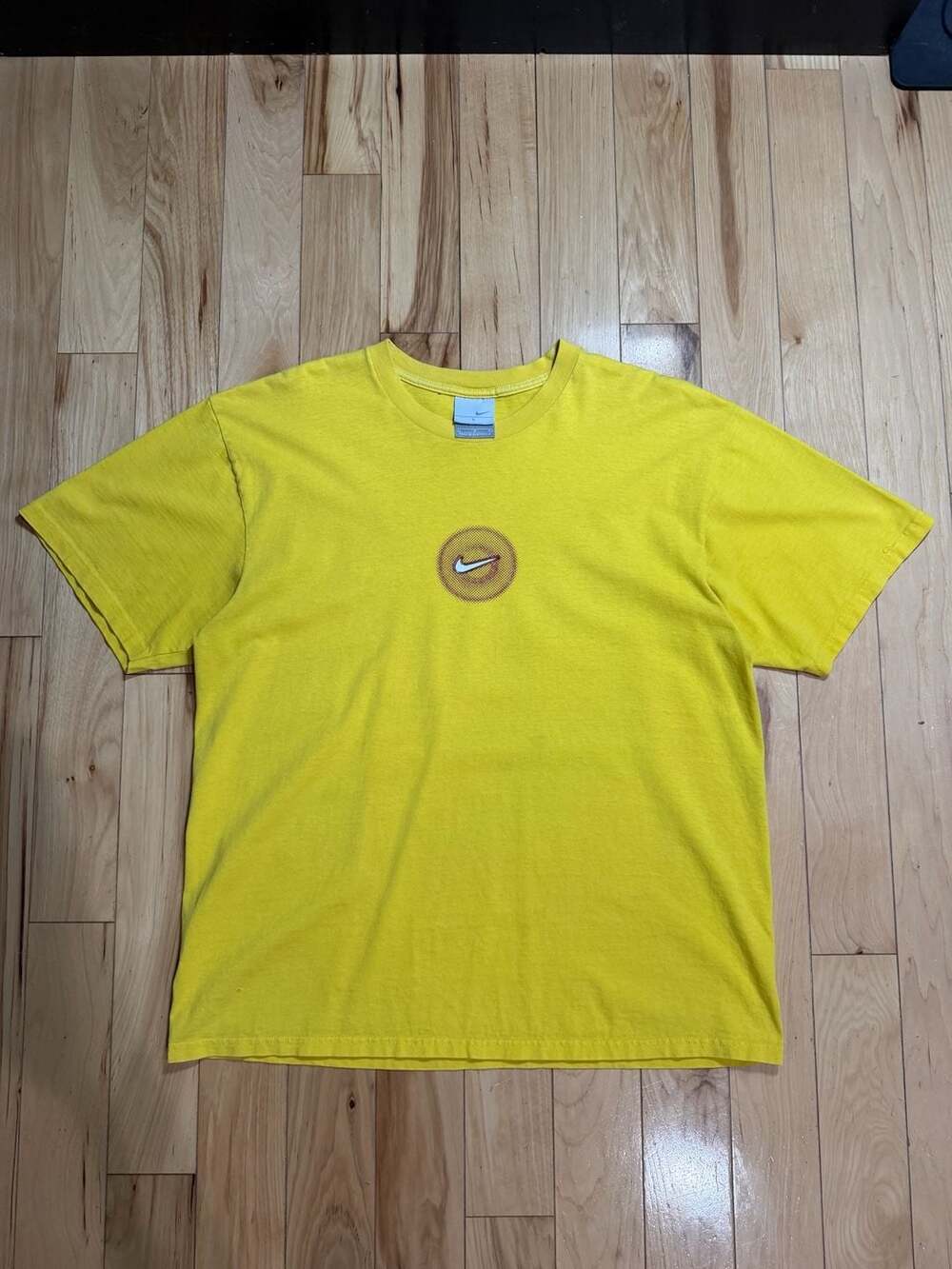Vintage Y2K Yellow Nike Center Swoosh Graphic Tee - Picture 1 of 8